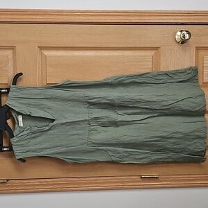 Sleeveless Green Midi Dress